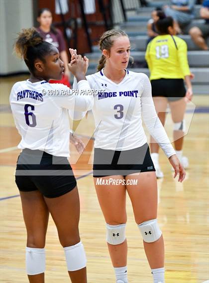 Thumbnail 1 in Pearland @ Ridge Point photogallery.