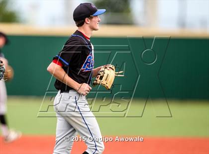 Thumbnail 2 in Oak Ridge vs. Rockwall (UIL 6A Regional Semifinal Playoff) photogallery.