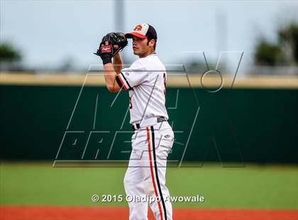 Thumbnail 3 in Oak Ridge vs. Rockwall (UIL 6A Regional Semifinal Playoff) photogallery.