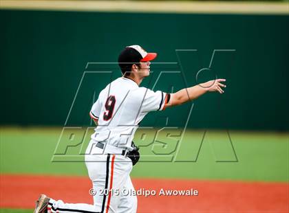 Thumbnail 3 in Oak Ridge vs. Rockwall (UIL 6A Regional Semifinal Playoff) photogallery.