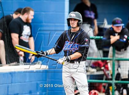 Thumbnail 2 in Oak Ridge vs. Rockwall (UIL 6A Regional Semifinal Playoff) photogallery.