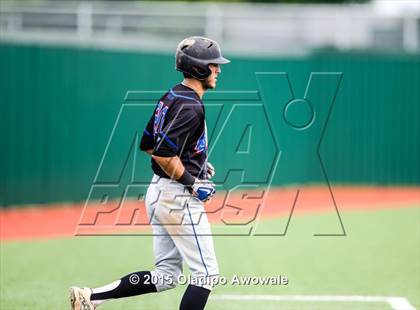 Thumbnail 1 in Oak Ridge vs. Rockwall (UIL 6A Regional Semifinal Playoff) photogallery.
