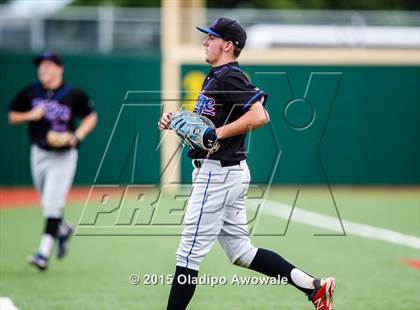 Thumbnail 3 in Oak Ridge vs. Rockwall (UIL 6A Regional Semifinal Playoff) photogallery.