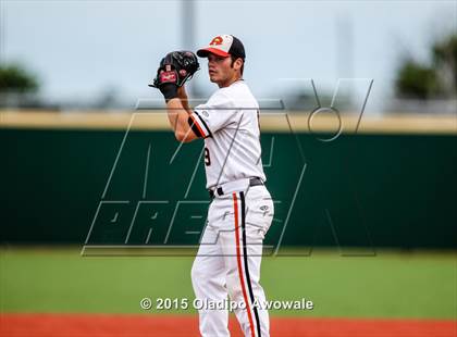 Thumbnail 2 in Oak Ridge vs. Rockwall (UIL 6A Regional Semifinal Playoff) photogallery.