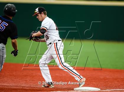 Thumbnail 2 in Oak Ridge vs. Rockwall (UIL 6A Regional Semifinal Playoff) photogallery.