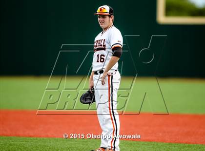 Thumbnail 2 in Oak Ridge vs. Rockwall (UIL 6A Regional Semifinal Playoff) photogallery.