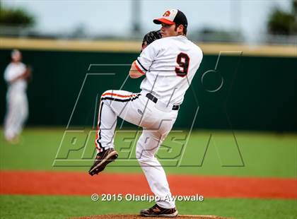 Thumbnail 3 in Oak Ridge vs. Rockwall (UIL 6A Regional Semifinal Playoff) photogallery.