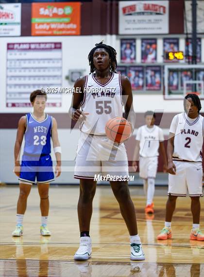 Thumbnail 3 in Plano West @ Plano photogallery.