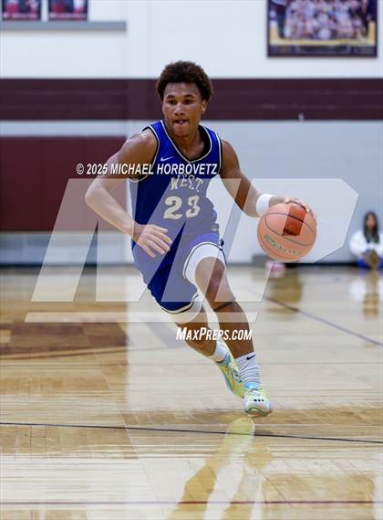 Thumbnail 3 in Plano West @ Plano photogallery.