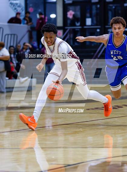 Thumbnail 1 in Plano West @ Plano photogallery.