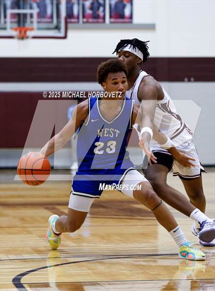 Thumbnail 3 in Plano West @ Plano photogallery.