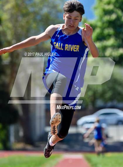Thumbnail 3 in CIF Shasta-Cascade League Finals photogallery.