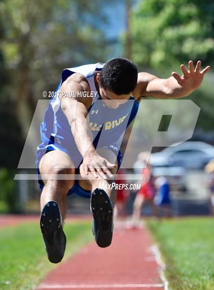 Thumbnail 1 in CIF Shasta-Cascade League Finals photogallery.