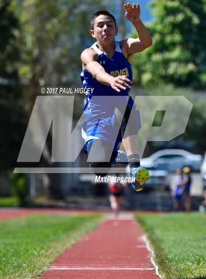 Thumbnail 2 in CIF Shasta-Cascade League Finals photogallery.