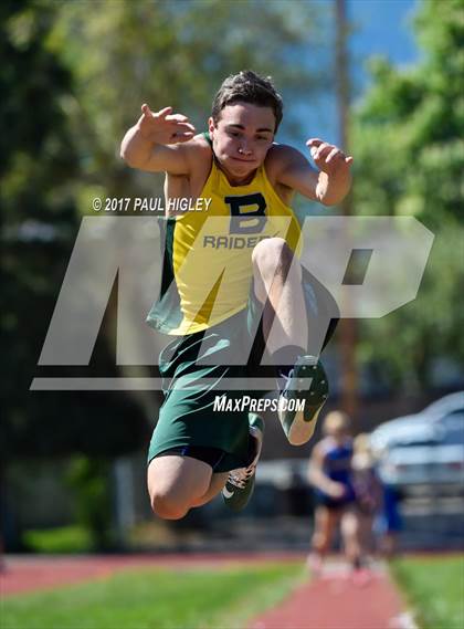 Thumbnail 1 in CIF Shasta-Cascade League Finals photogallery.