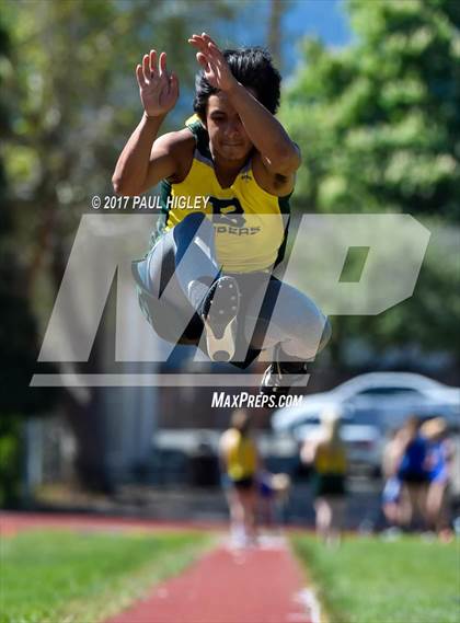 Thumbnail 3 in CIF Shasta-Cascade League Finals photogallery.