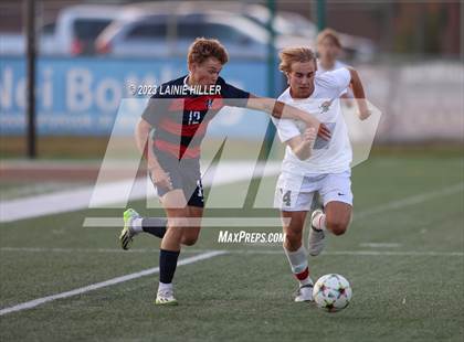 Thumbnail 1 in Duluth East @ Bemidji photogallery.