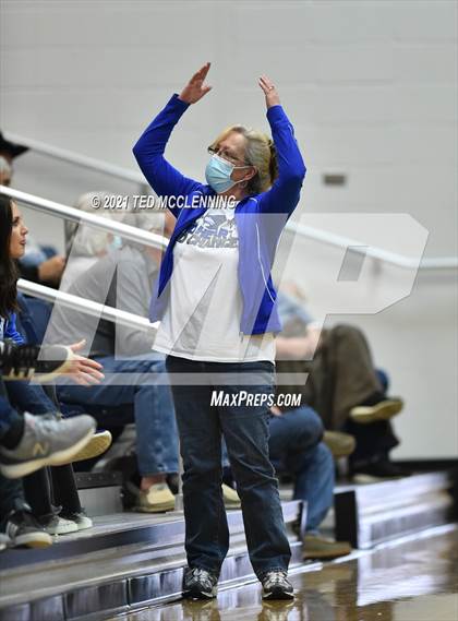 Thumbnail 2 in Brinkley vs Mt. Vernon-Enola (AAA 1A Semi final Regional) photogallery.