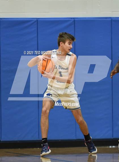 Thumbnail 3 in Brinkley vs Mt. Vernon-Enola (AAA 1A Semi final Regional) photogallery.