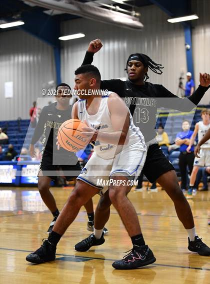 Thumbnail 3 in Brinkley vs Mt. Vernon-Enola (AAA 1A Semi final Regional) photogallery.