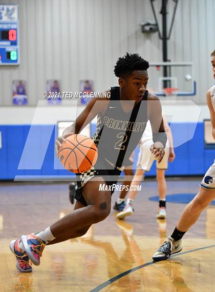 Thumbnail 3 in Brinkley vs Mt. Vernon-Enola (AAA 1A Semi final Regional) photogallery.