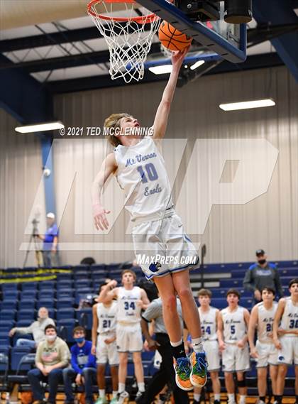 Thumbnail 1 in Brinkley vs Mt. Vernon-Enola (AAA 1A Semi final Regional) photogallery.