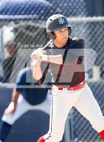 Thumbnail 1 in Tustin @ Cypress photogallery.
