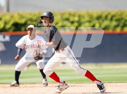 Thumbnail 1 in Tustin @ Cypress photogallery.