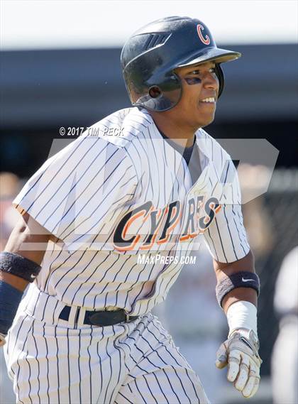 Thumbnail 1 in Tustin @ Cypress photogallery.