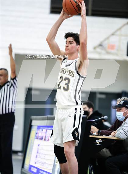 Thumbnail 3 in  Providence @ Calabasas photogallery.