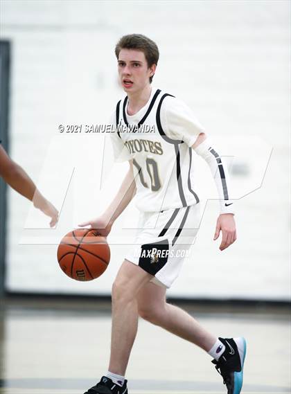 Thumbnail 1 in  Providence @ Calabasas photogallery.
