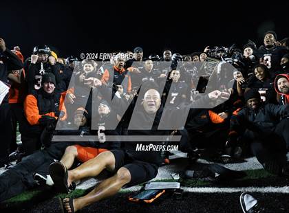 Thumbnail 3 in San Ramon Valley vs. Pittsburg (CIF NCS D1 Final)  photogallery.