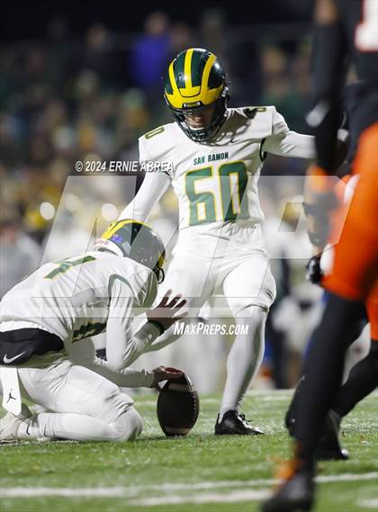 Thumbnail 3 in San Ramon Valley vs. Pittsburg (CIF NCS D1 Final)  photogallery.