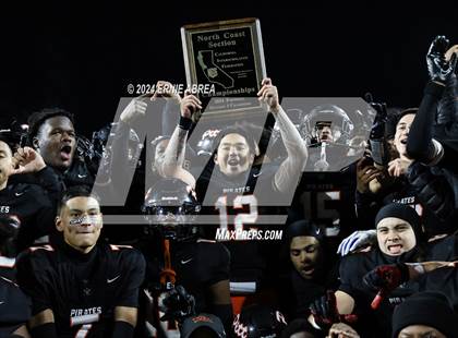 Thumbnail 2 in San Ramon Valley vs. Pittsburg (CIF NCS D1 Final)  photogallery.