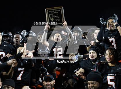 Thumbnail 2 in San Ramon Valley vs. Pittsburg (CIF NCS D1 Final)  photogallery.