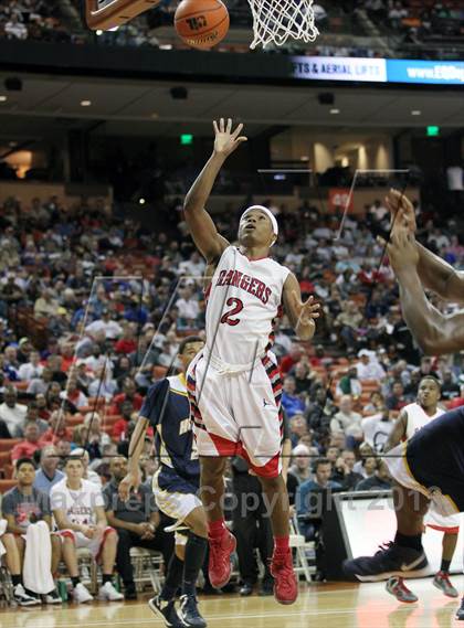 Thumbnail 3 in Terry vs. Arlington Heights (UIL4A Semifinal) photogallery.
