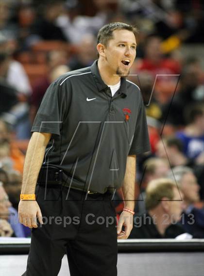 Thumbnail 3 in Terry vs. Arlington Heights (UIL4A Semifinal) photogallery.