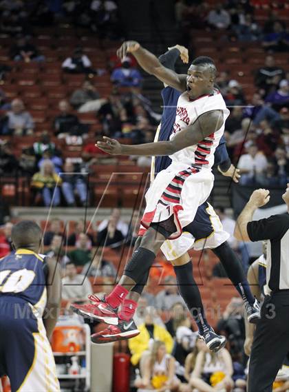 Thumbnail 1 in Terry vs. Arlington Heights (UIL4A Semifinal) photogallery.