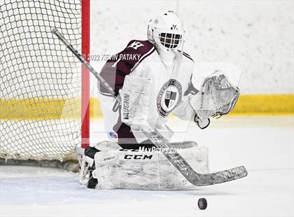 Thumbnail 3 in Sheehan @ North Haven photogallery.