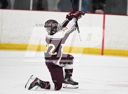 Thumbnail 3 in Sheehan @ North Haven photogallery.