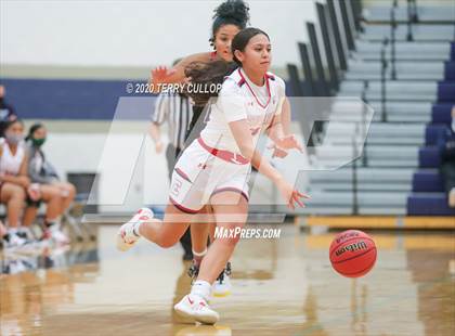 Thumbnail 3 in Riverton vs. East (Charger Winter Classic) photogallery.