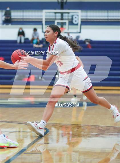 Thumbnail 3 in Riverton vs. East (Charger Winter Classic) photogallery.