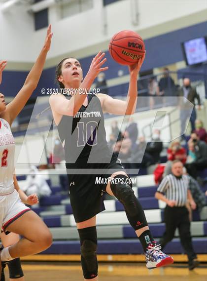 Thumbnail 3 in Riverton vs. East (Charger Winter Classic) photogallery.