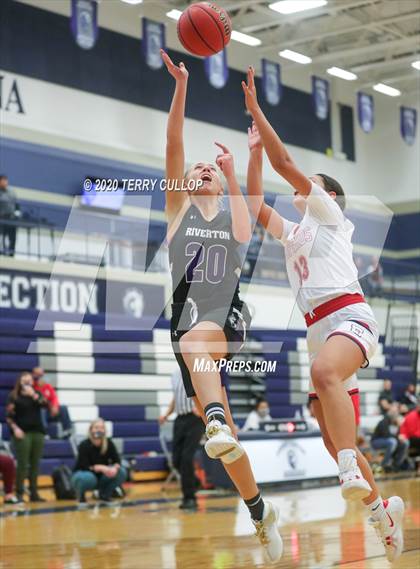 Thumbnail 1 in Riverton vs. East (Charger Winter Classic) photogallery.