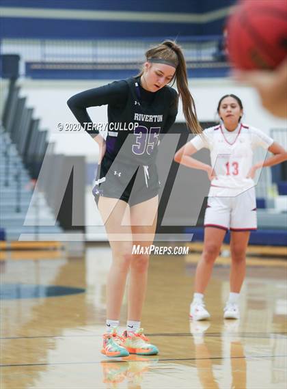 Thumbnail 2 in Riverton vs. East (Charger Winter Classic) photogallery.