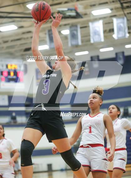 Thumbnail 3 in Riverton vs. East (Charger Winter Classic) photogallery.
