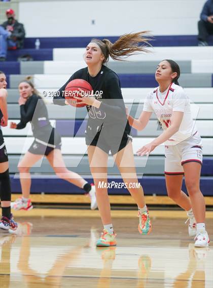 Thumbnail 2 in Riverton vs. East (Charger Winter Classic) photogallery.