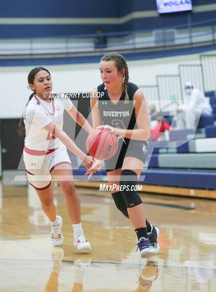 Thumbnail 3 in Riverton vs. East (Charger Winter Classic) photogallery.