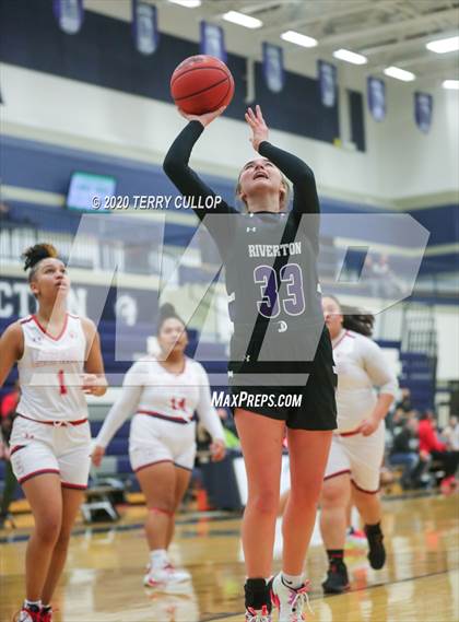 Thumbnail 2 in Riverton vs. East (Charger Winter Classic) photogallery.