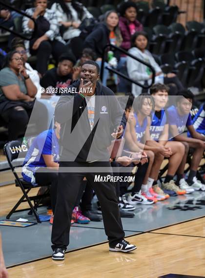 Thumbnail 2 in St. Pauls vs. Red Springs (2023 Robeson County Shootout) photogallery.